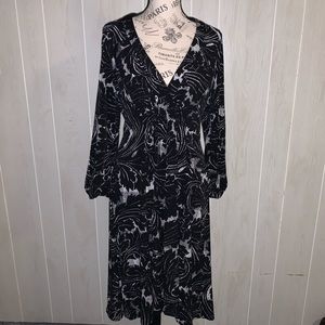 Jessica Simpson black and white print midi dress